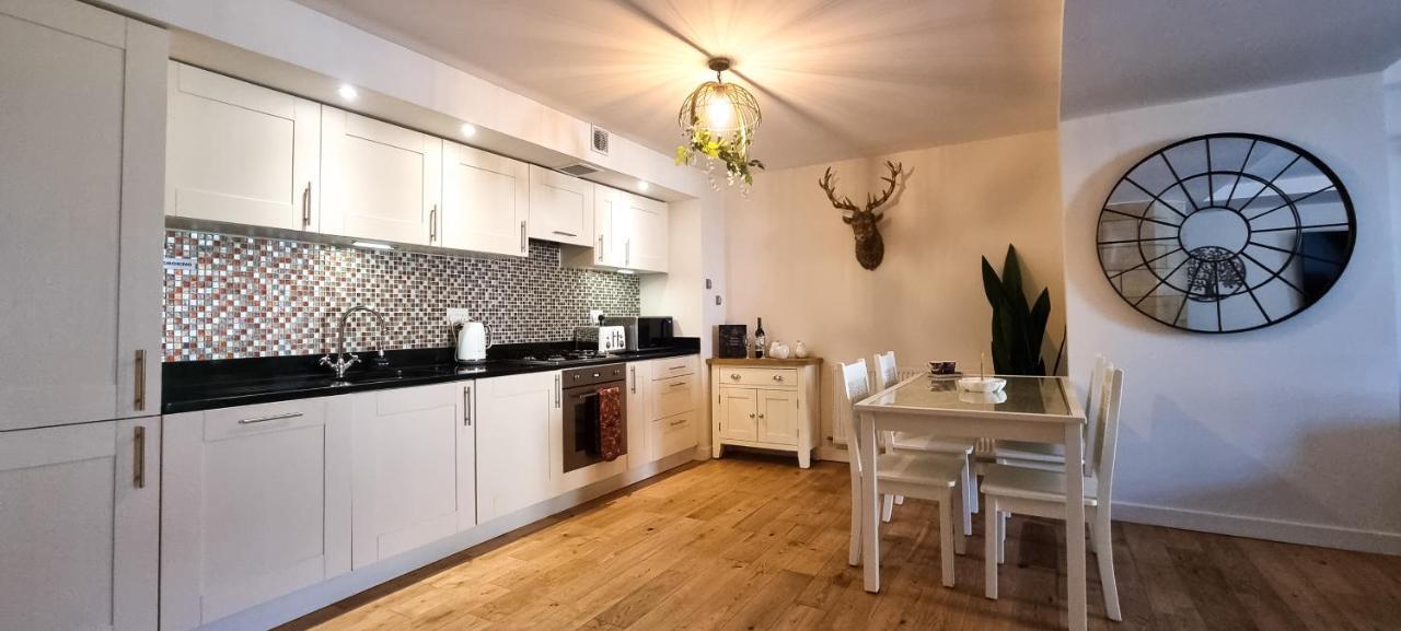 Loch Ness - Luxury Highland Retreat In Scotland Leilighet Fort Augustus Eksteriør bilde